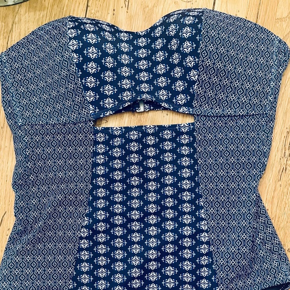 Athleta One Piece Swimsuit, Size L - Picture 1 of 5